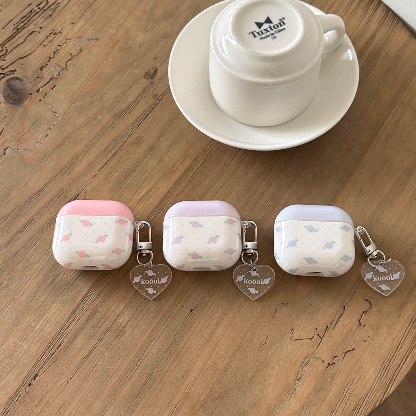 Tri-color Polka Dot Rose AirPods 4 Case Apple 2/3rd Gen AirPods Pro 3 Protective Cover Minimalist