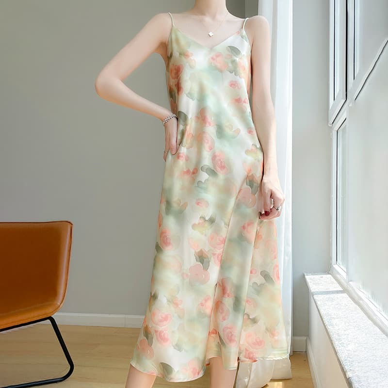 Floral dress 2026 spring and summer new oil painting suspender long skirt women's skirt three-piece set A-line slim skirt
