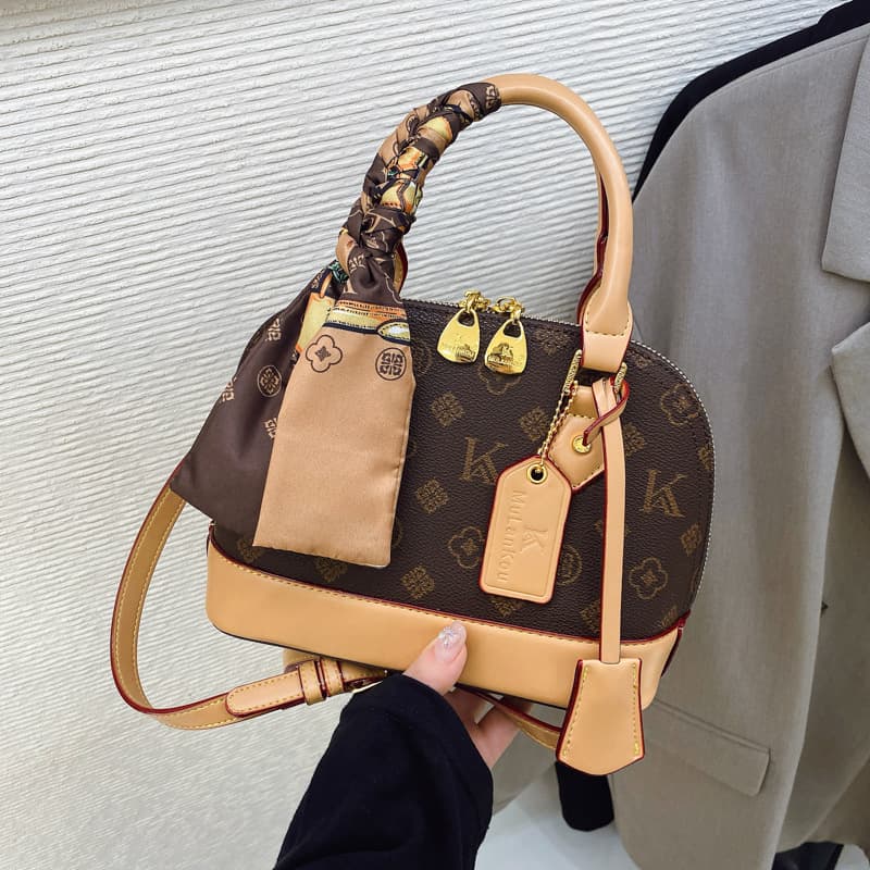 Light luxury retro presbyopia fashionable versatile handheld small bag for women 2025 new high-end shell bag single shoulder crossbody bag