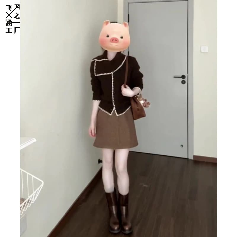 2025 Autumn New Women's Korean Style Outfit, Slimming Color-Blocking Long-Sleeve Sweater Top, Elegant High-Waist Slimming Skirt
