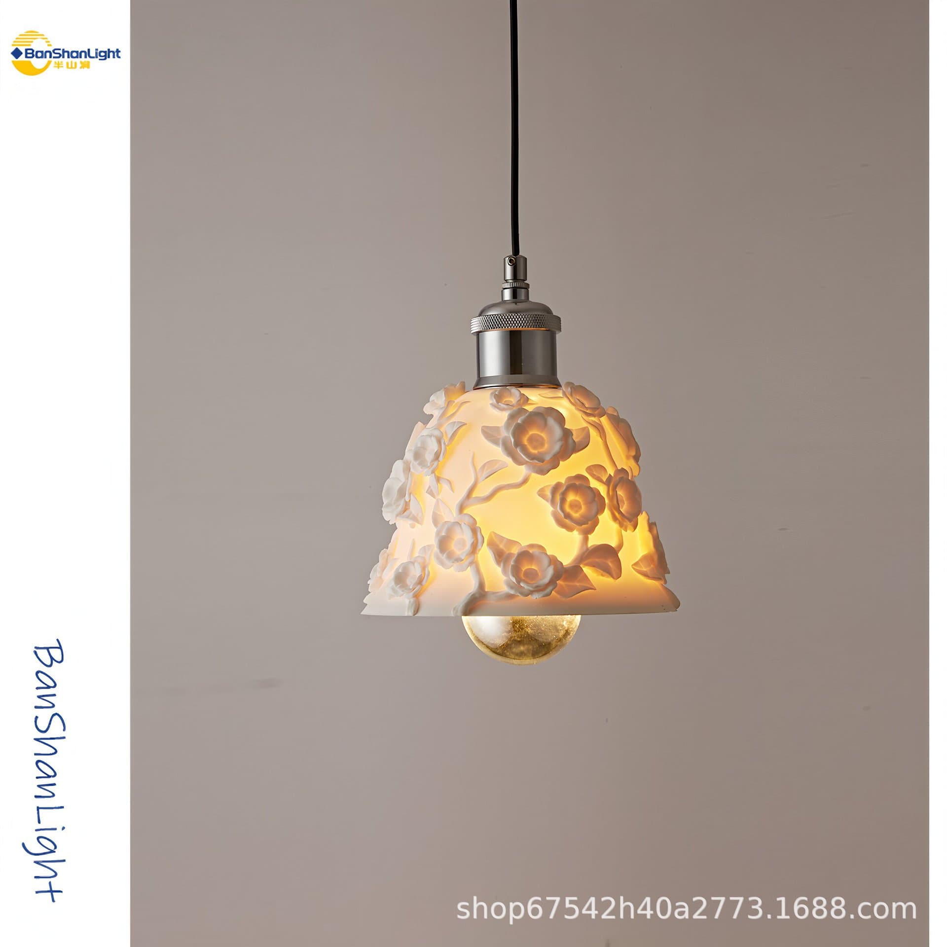 French-Style Carved Cream-Colored Chandelier with Rose Design for Dining Room, Bedroom, Bedside Lamp, Light Luxury, High-End Vintage Entryway Lighting