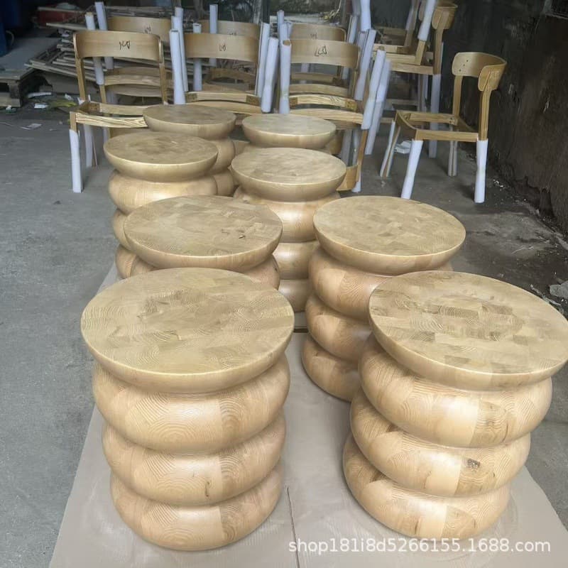 Introducing large-sized solid ash wood tea table and stools in natural wood grain color.