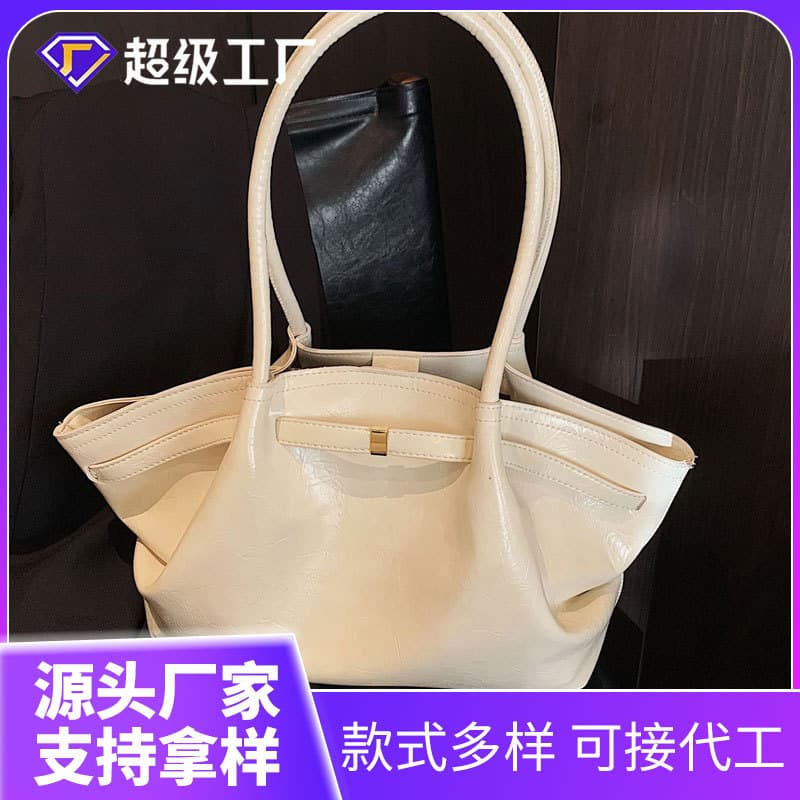 Cross-border Large Capacity Tote Wings Bag Pleated 2025 Solid Color Niche Design Underarm Handbag Single Shoulder Tote Bag