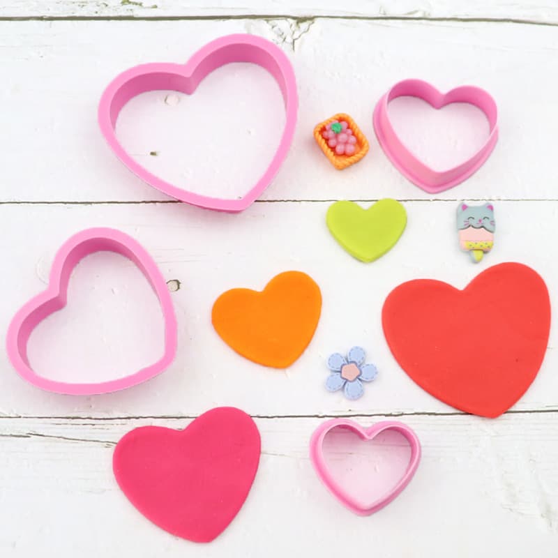 Xingka 4-Piece Heart Cookie Fondant Biscuit Mold Set, Plastic Baking Tool, Handmade Clay Mold