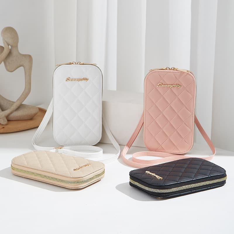 Chanel-Style Diamond Quilted Crossbody Bag Women's 2026 New Light Luxury Phone Bag High-End Feel Single Shoulder Bag Fashion Versatile Style