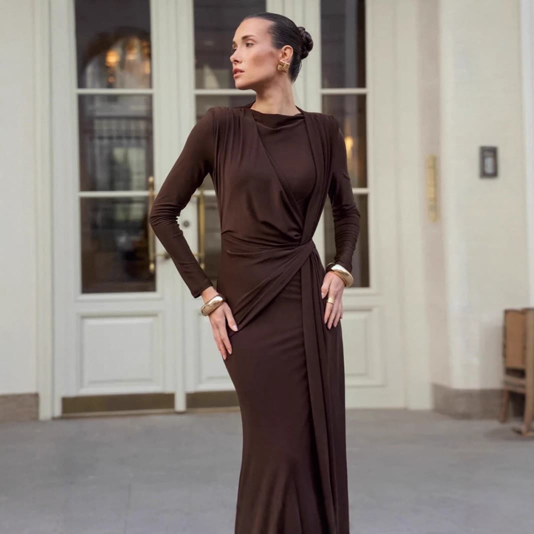 Women's Brown Round Neck Knitted Dress, European and American Cross-Border Style, 2025 Autumn Design Sense Bodycon Long Skirt