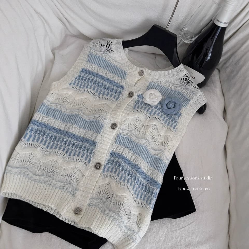 Strictly Selected Summer Fashion Little Chanel Style 3D Floral Round Neck Sleeveless Top for Women Hollow Out Hooked Flower Contrast Stripe Knitwear