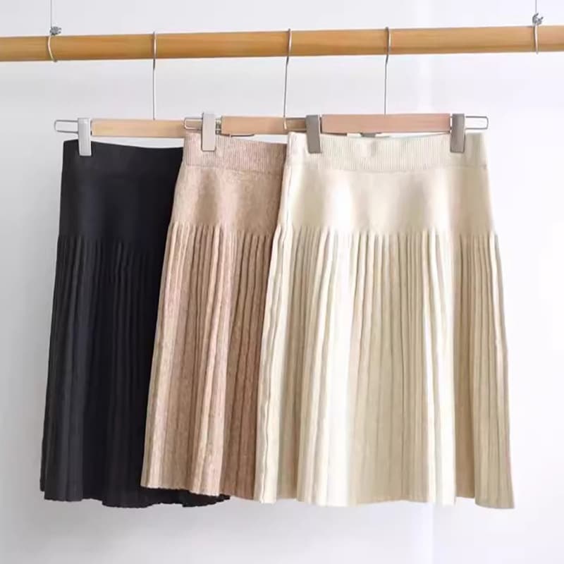 Short Slimming Skirt Autumn Winter Half Skirt Wool Knit Pleated Skirt A-Line Cake Skirt Women Petite Half Skirt