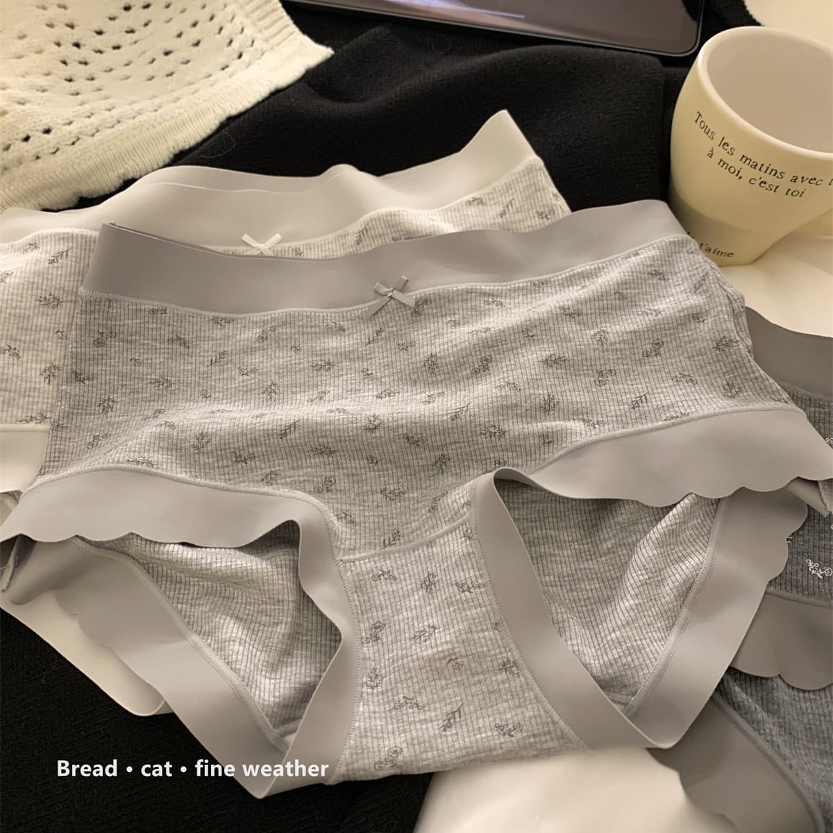 Class A Cotton Seamless Panties for Women, Pure Cotton Extended Crotch, Breathable Full Cotton Triangle Panties for Autumn and Winter
