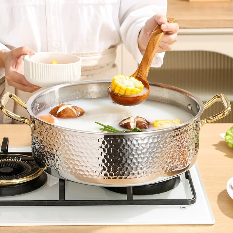 304 stainless steel hammer pattern mandarin duck pot hot pot pot household induction cooker pot three-layer steel soup pot large capacity hot pot basin
