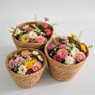 Large 520 Flower Bouquet Bucket, Valentine's Day Woven Flower Basket Bucket, Florist DIY Flower Arrangement Hand Bouquet Basket
