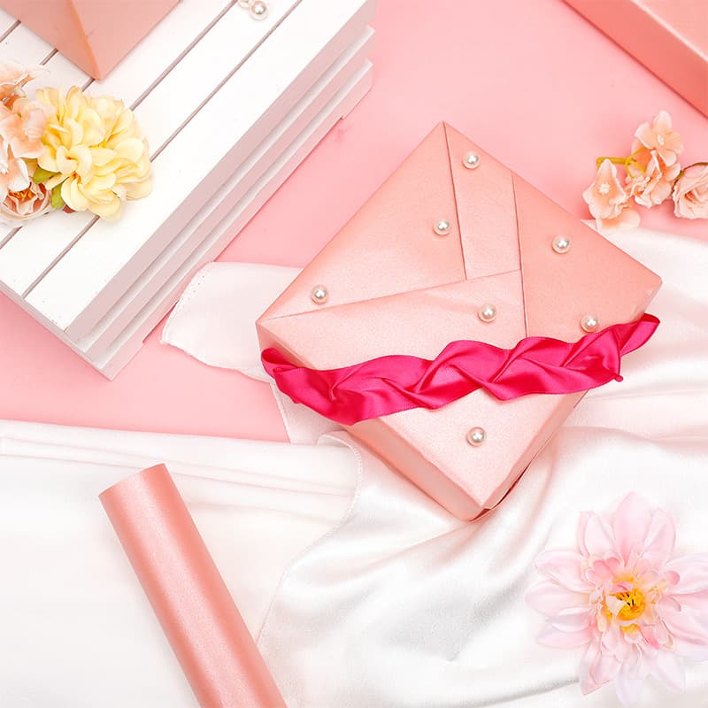 Pink romantic Valentine's Day wedding premium gift wrapping paper birthday gift wrapping paper large size roll paper