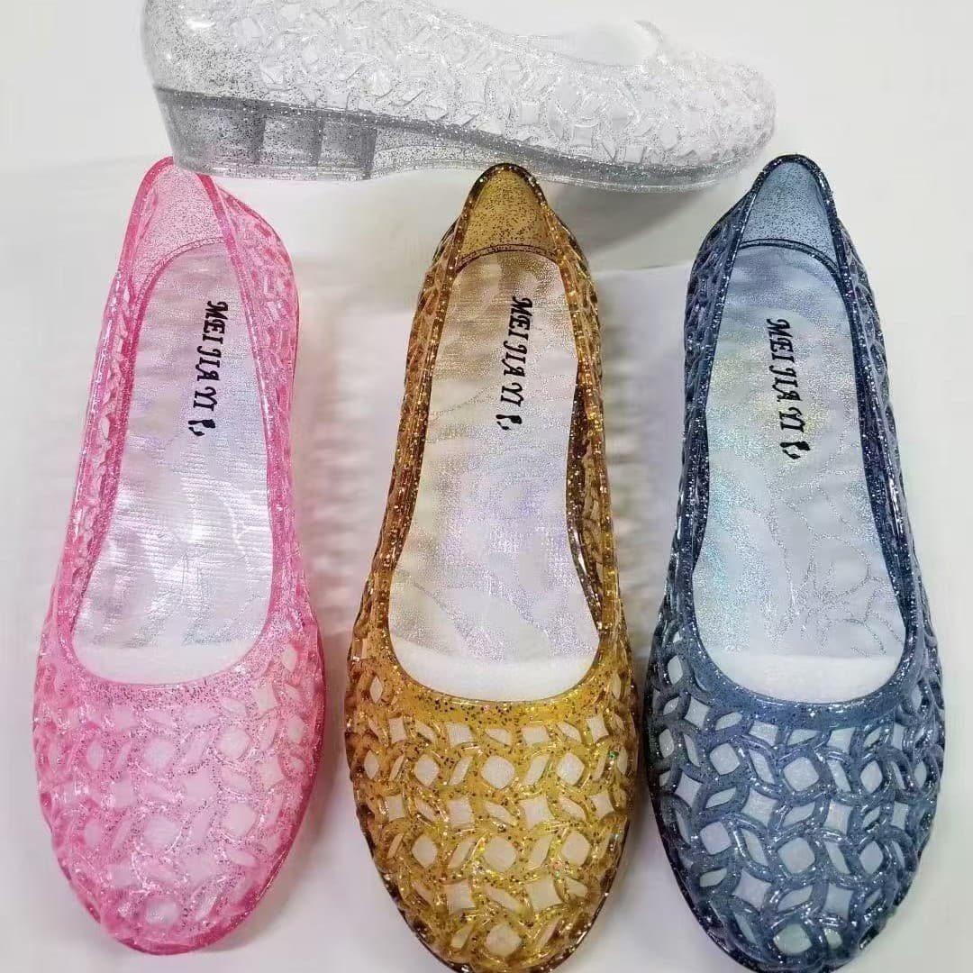 Manufacturer wholesale crystal sandals summer new jelly shoes women's fashion transparent low-cut outer wear women's mesh sandals