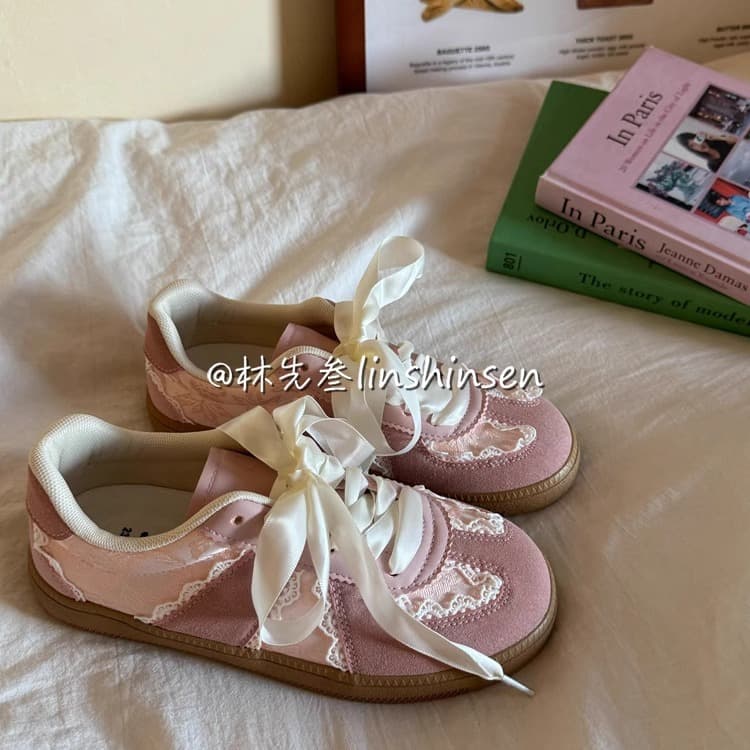 Retro Chunky Sole Sneakers for Women 2025 Spring Autumn New White Lace Trim Casual Sports Shoes German Training Shoes