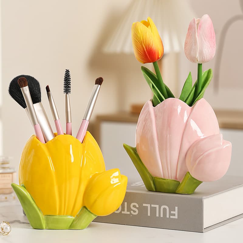 Cute Makeup Brush Holder Flower Pen Organizer Creative Desktop Decoration High-End Cosmetic Brush Storage Case