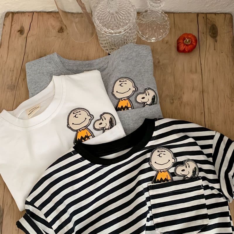 Boys' short-sleeved T-shirt, new summer style, Korean style, round neck, cartoon undershirt, thin and cute top for toddlers.