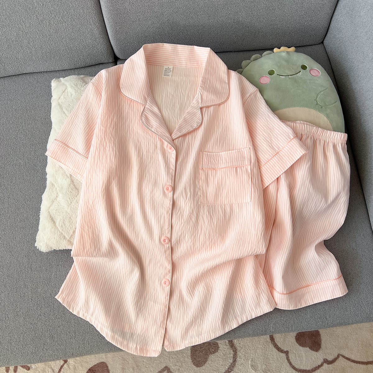 Wholesale Factory Summer Short Sleeve Cloud Cotton Pajamas Women Comfortable Viral Hot Shorts Wearable Out Homewear Set