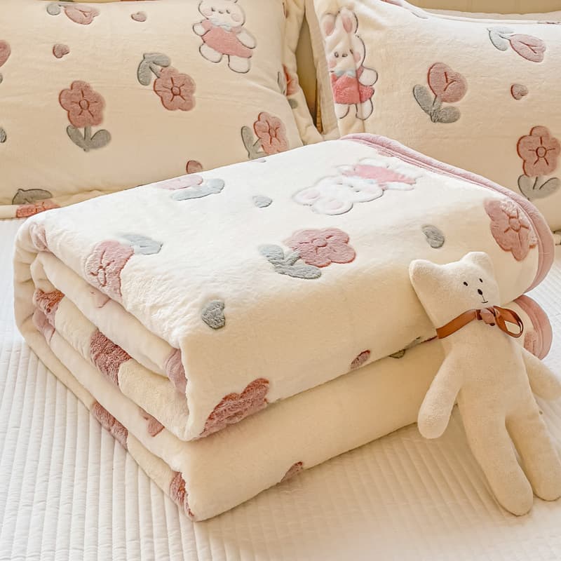 Winter flannel blanket double-sided thickened coral velvet blanket type a milk velvet cover blanket office nap blanket small