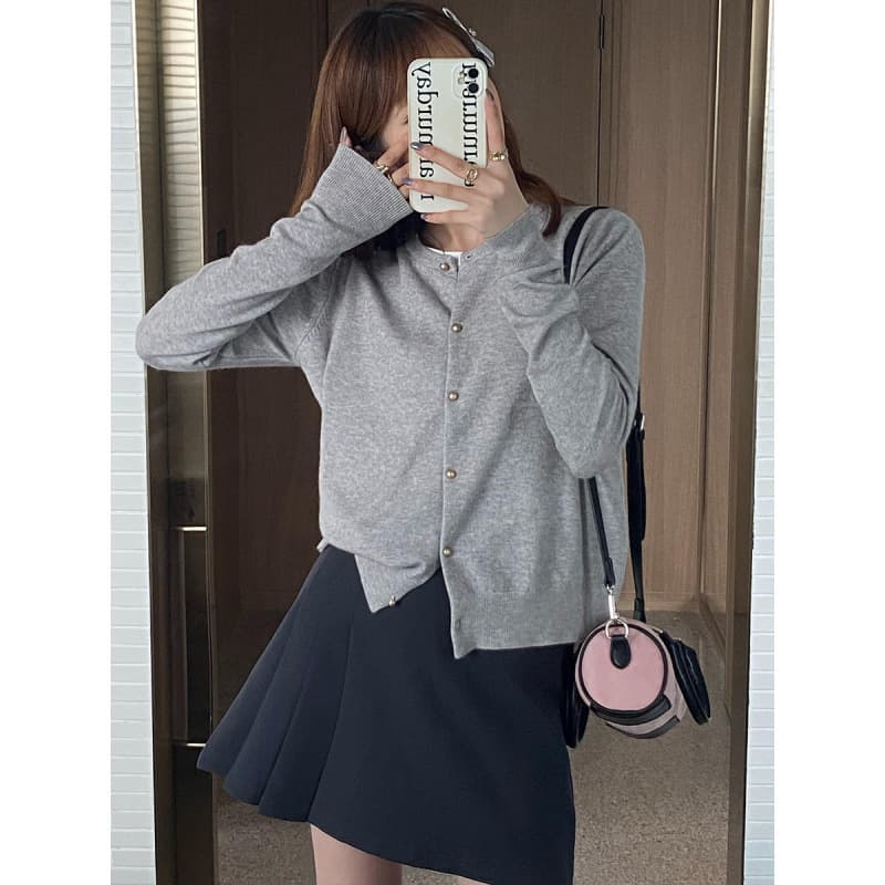 Women's Knitted Cardigan Sweater Long Sleeve Single-Breasted Thin Autumn Outerwear