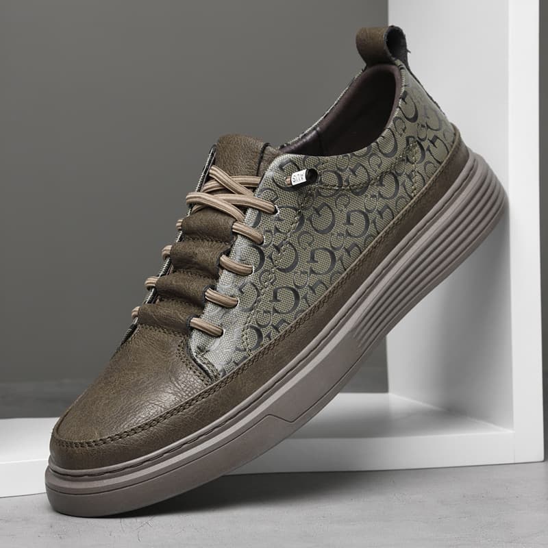 Top-Grain Leather Fashion Men's Casual Skate Shoes Slip-On Genuine Leather Stitched Thick Sole White Sneakers for Men