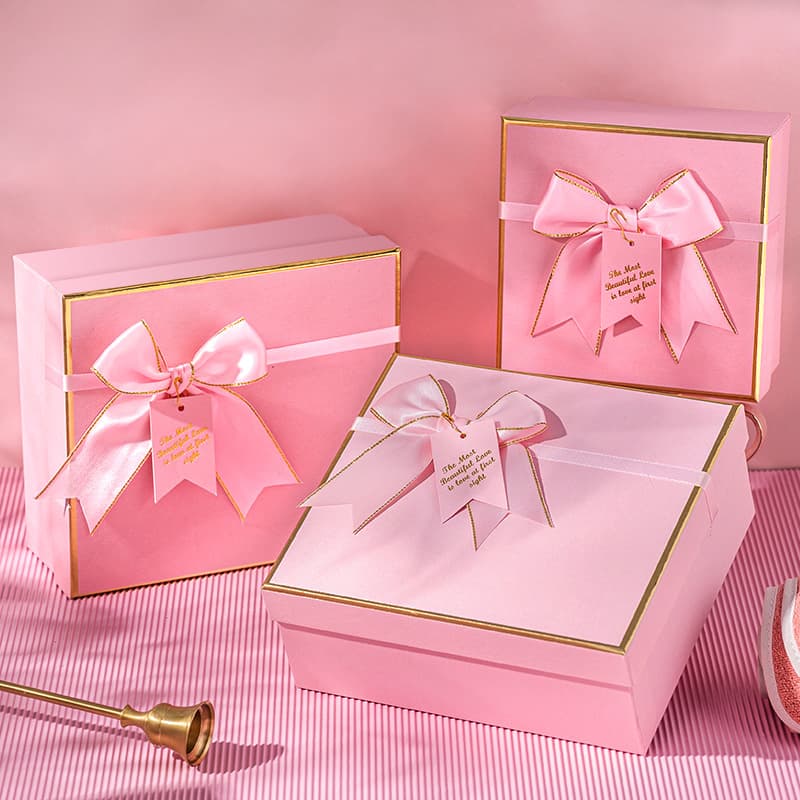 Hot-selling Pink Bow Gift Box for Girlfriend, Cosmetic Lipstick Packaging Box, Souvenir Gift Box Wholesale