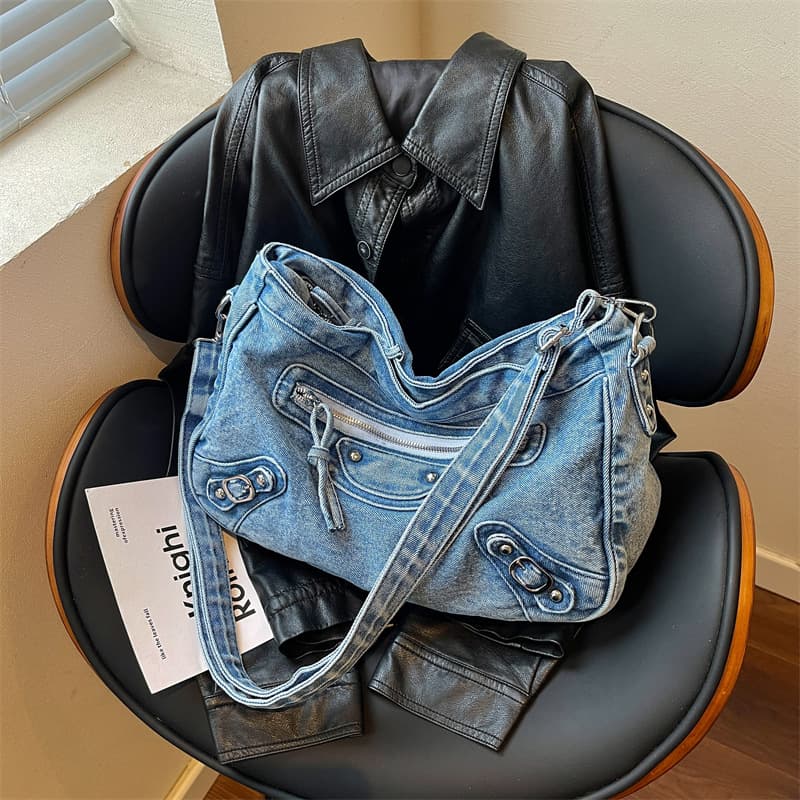 2026 Niche Design Horizontal Motorcycle Bag Crossbody Shoulder Bag Armpit Denim Bag New Style Retro Handbag for Women
