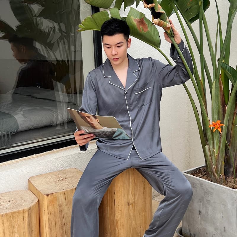 Little Red Book recommend ~ Men's Jacquard long-sleeved trousers suit pajamas home wear suit wholesale delivery