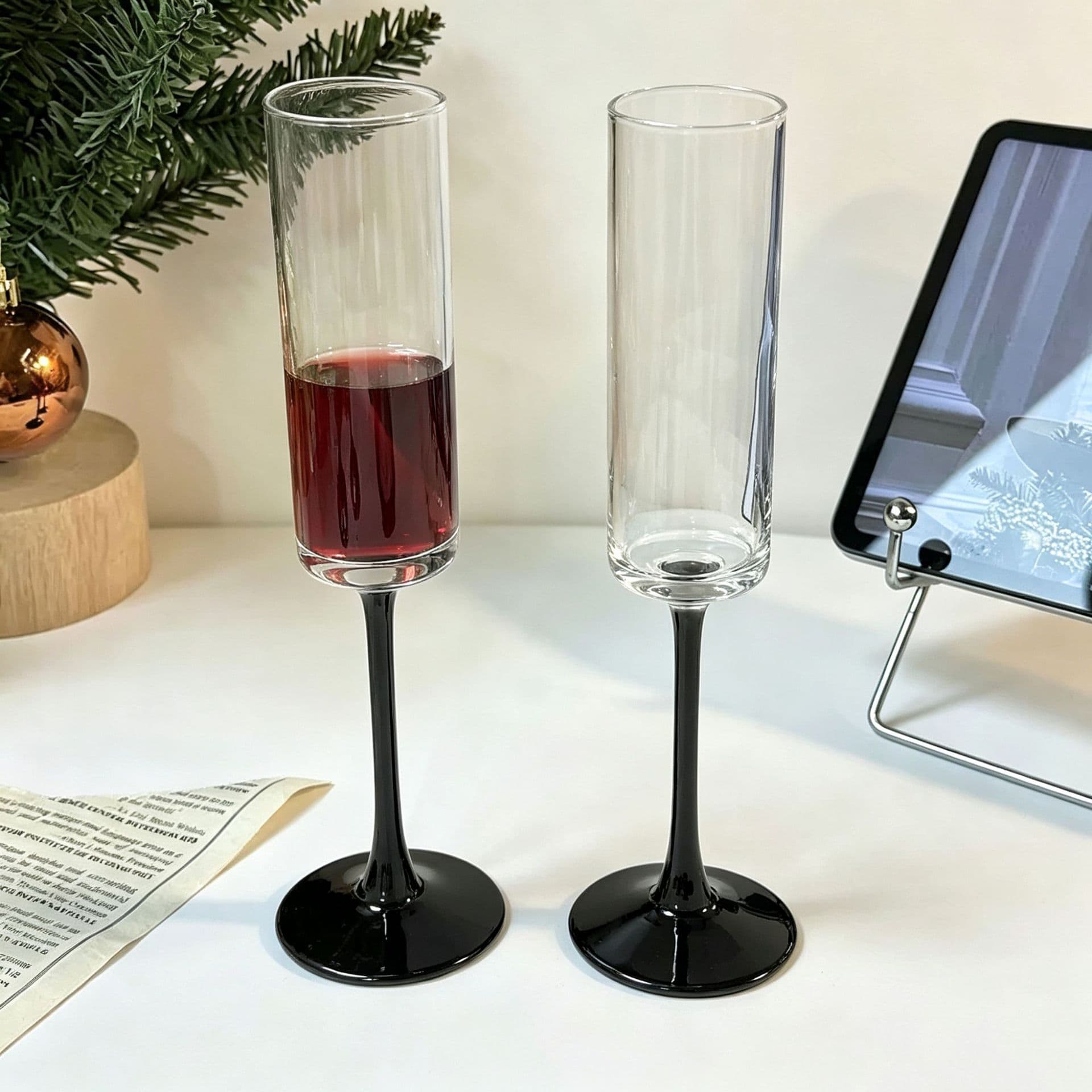 French round thin black stem champagne glass for home high-end glass goblet bar KTV cocktail glass wholesale