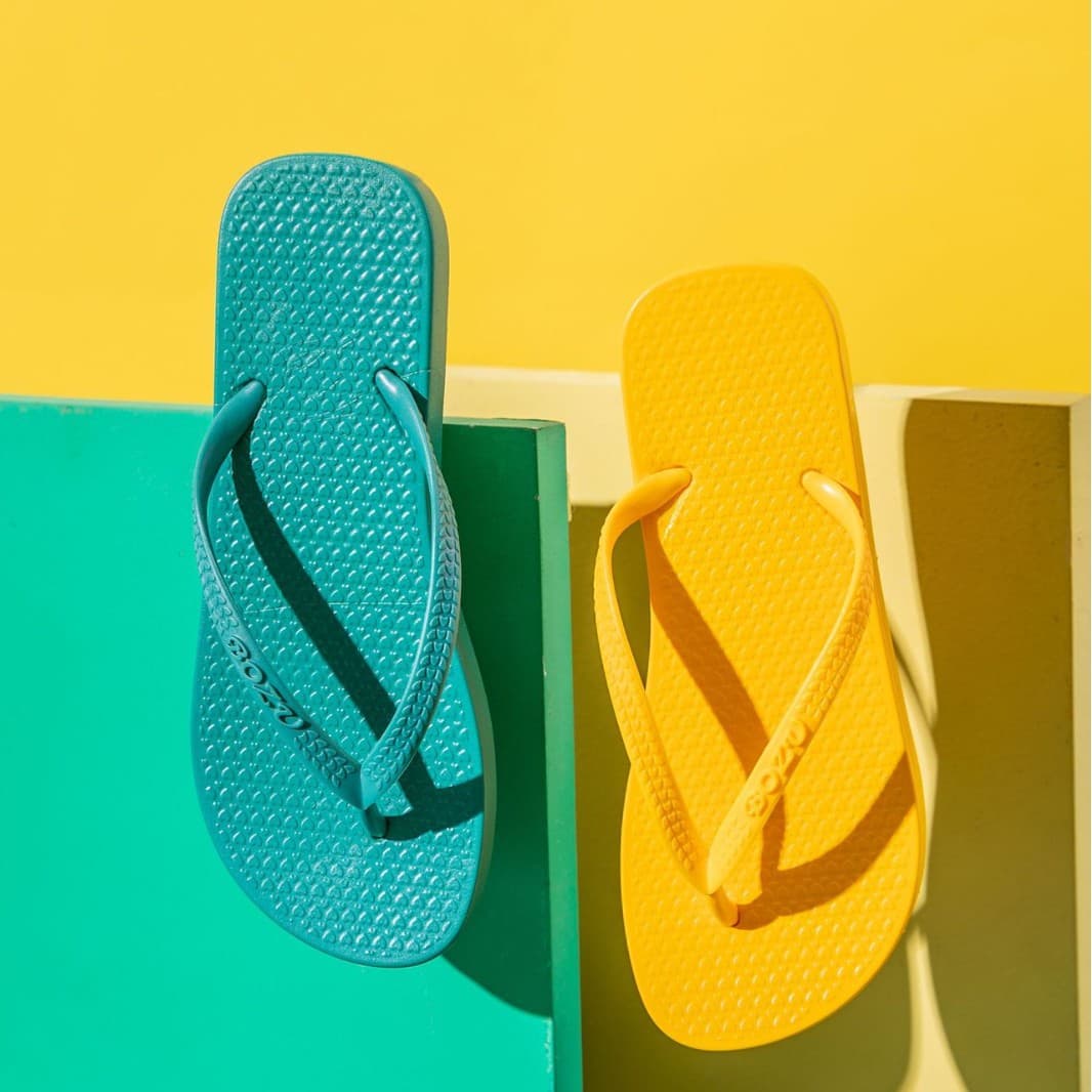Summer Flip Flops for Women, Anti-Slip Fashionable Beach Sandals, New Style Wholesale