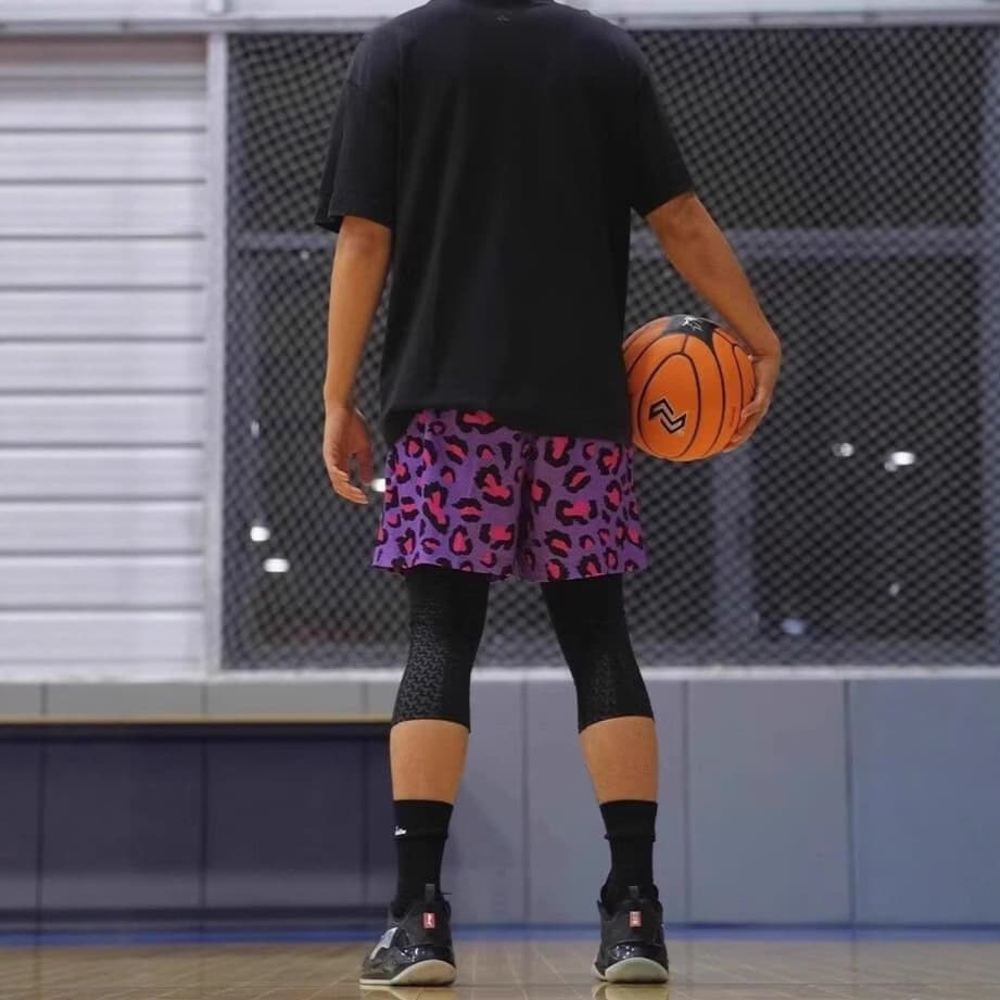 European and American style basketball shorts, above-the-knee mesh quick-dry leopard print sports shorts, casual loose men's trendy athletic pants