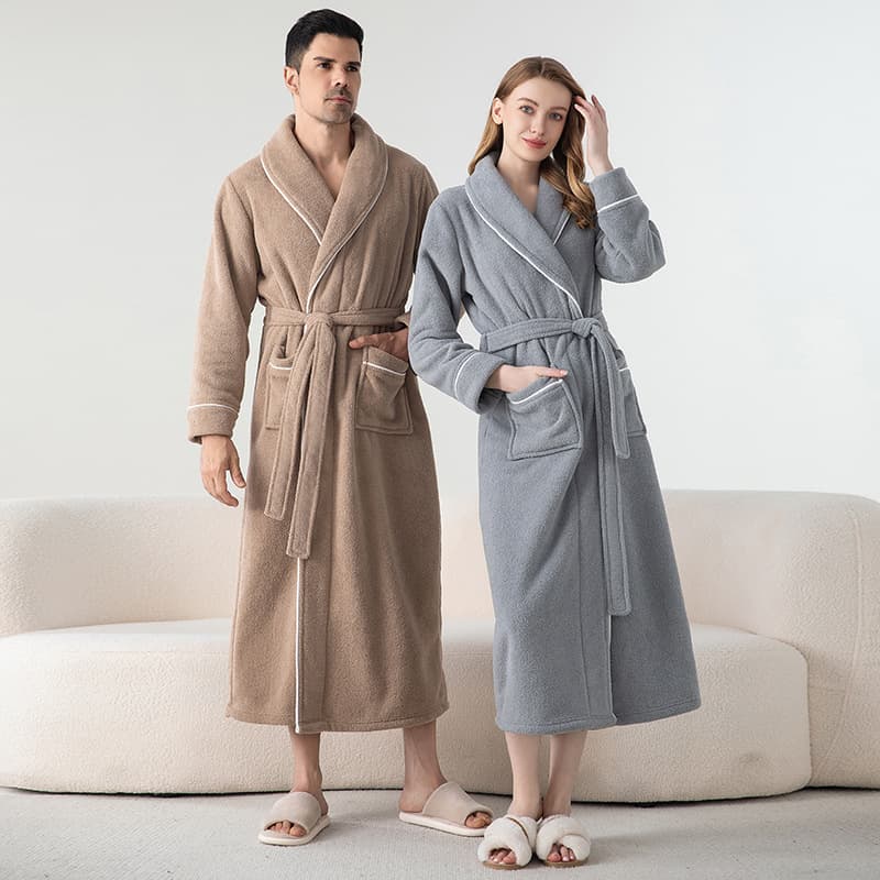 Thickened Ant Velvet Long Bath Robe Men's Home Leisure Sleepwear Warm Comfortable Polyester Fiber Couple's Robe for Autumn Winter