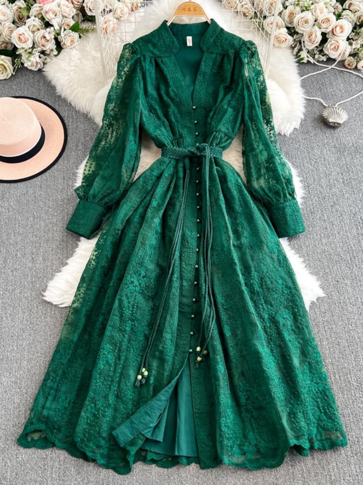 French retro palace style dress, heavy embroidery, waist slimming, long lace skirt, women's dress