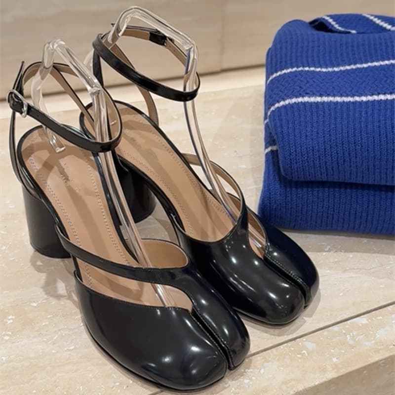 Celebrity Style 8CM Heel Tabi Split-Toe Shoes, Pig Hoof One-Strap Buckle Horse Hoof Heel Women's High Heels