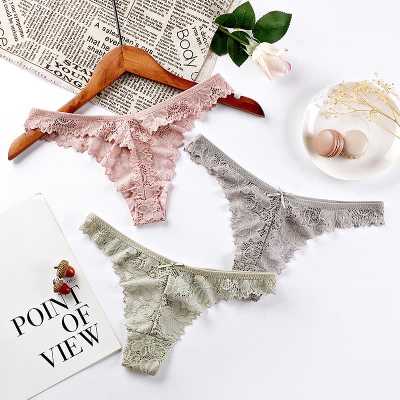 Women's Breathable Low-Rise Lace Thong with Cotton Gusset, Sexy European and American Style, Pure Desire