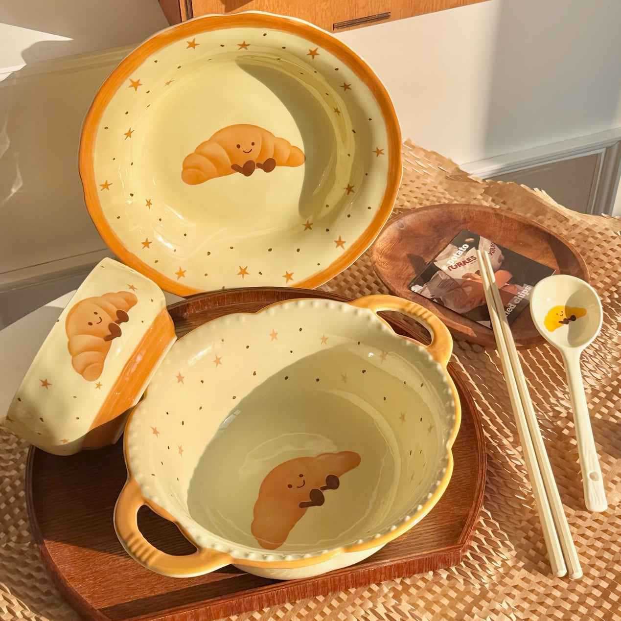 [Croissant] Fruit Croissant Underglaze Pastel Ceramic Dinnerware Set Ins Ceramic Bowls and Plates Large Soup Bowl