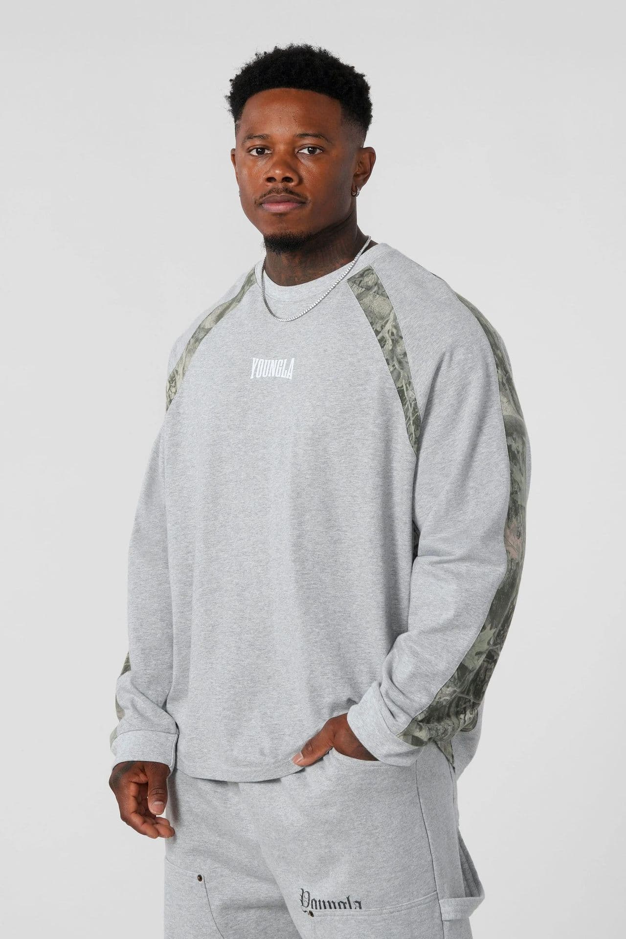 YOUNGLA American Style Autumn/Winter New Arrival Sports Fitness Camo Patchwork Long Sleeve Men's Running Casual Loose Crew Neck T-Shirt