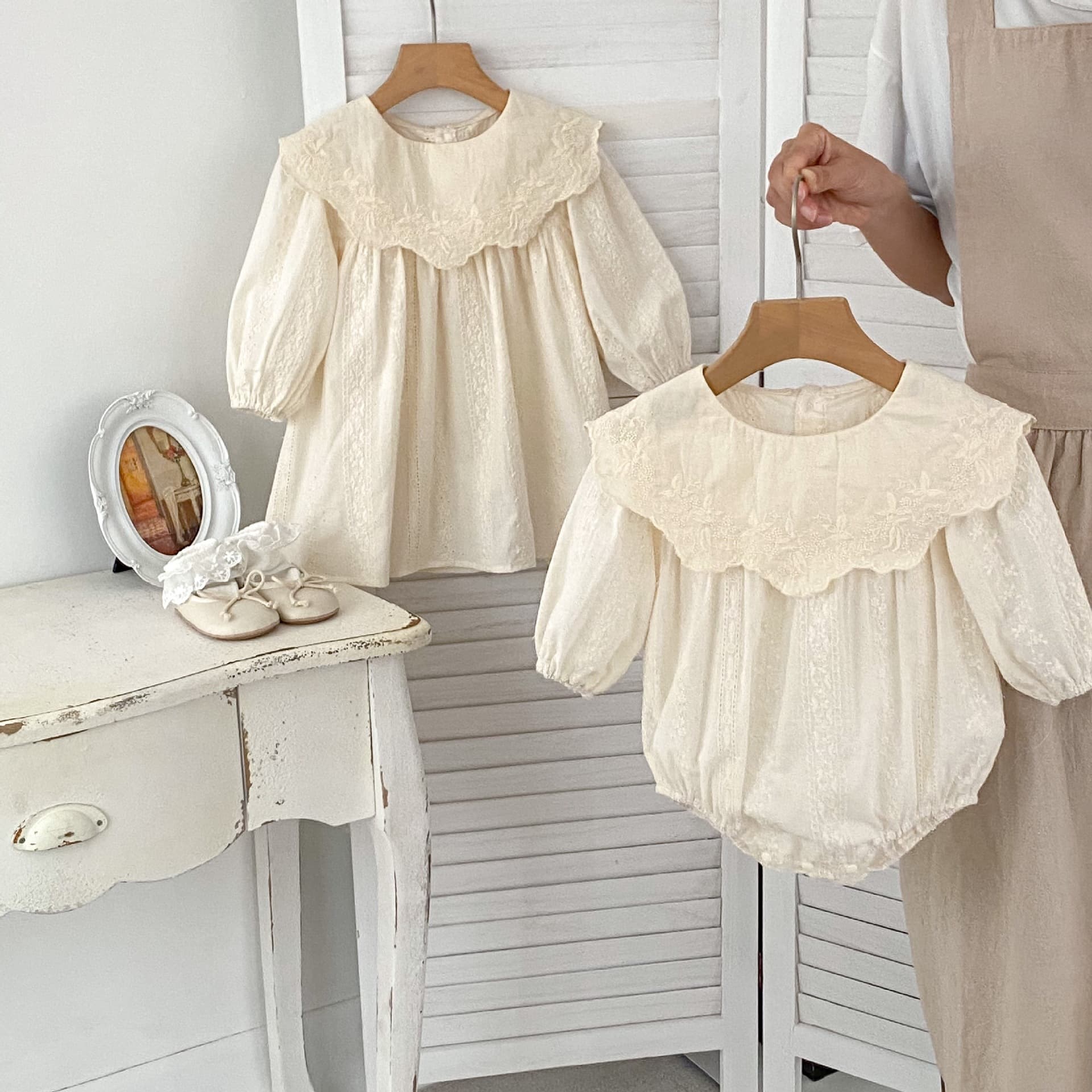 2026 Spring/Fall Baby Girl Flower Embroidery Romper with Big Lapel Long Sleeve Bodysuit and Sister Dress