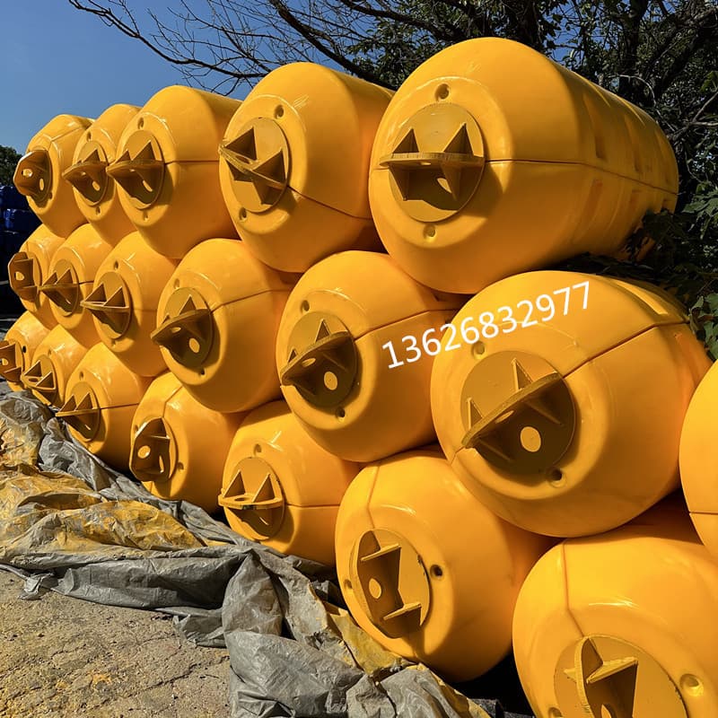 Manufacturer supplies warning buoys in Jiangsu area, plastic polyethylene buoys 800*1200mm
