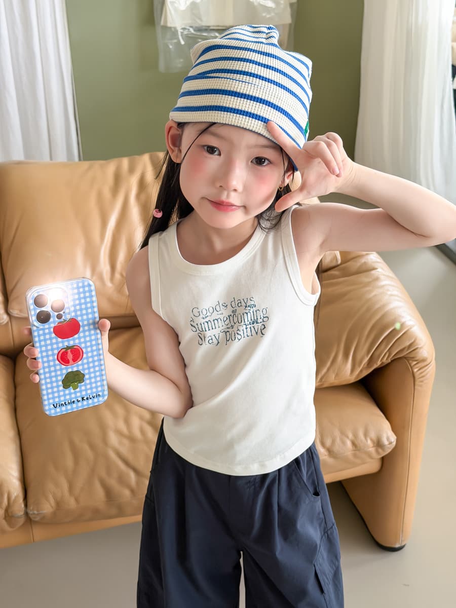 Summer Essential Versatile Tank Top, Fresh and Stylish for Girls, Simple Letter Print, Cool and Easy to Match