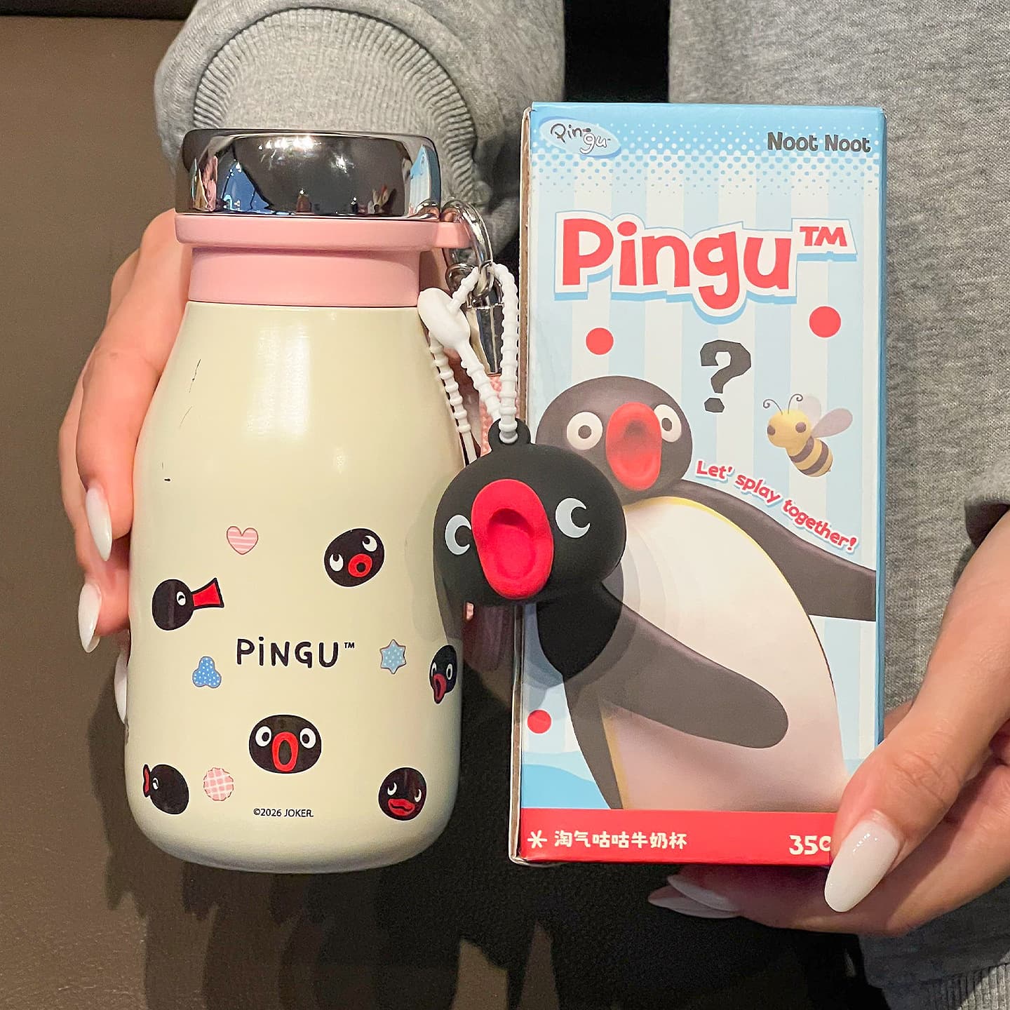 PINGU Penguin Family New Couple's Insulated Bottle Mini Portable Insulated Cold/Heat Cute Compact