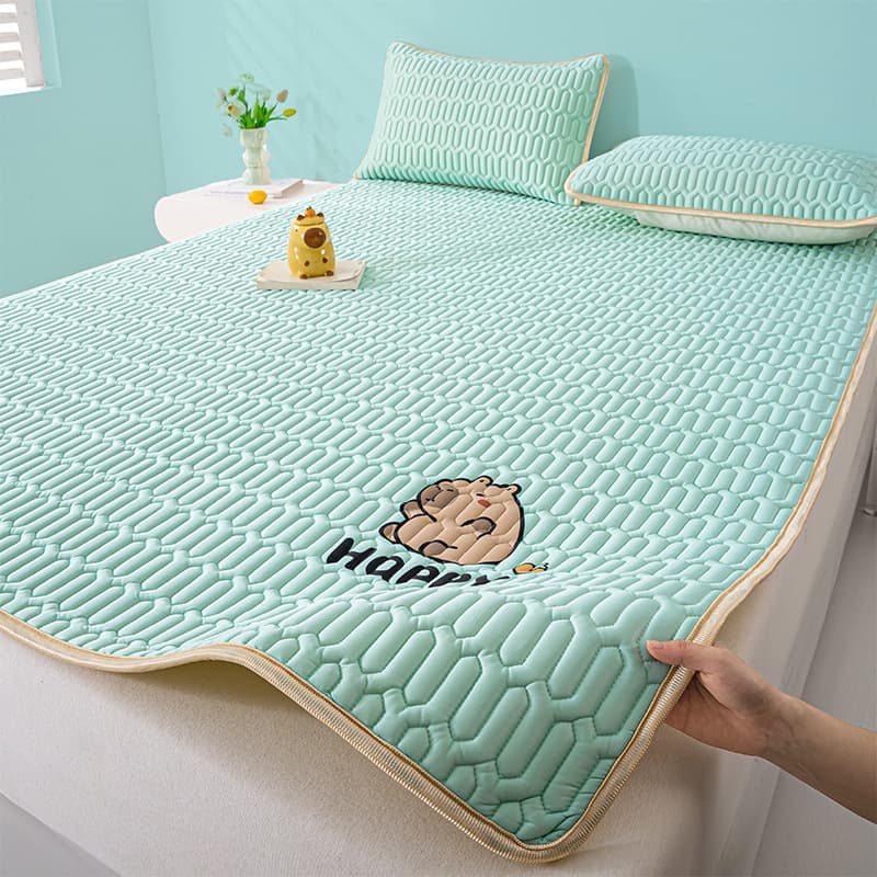 Latex cooling mat, ice silk cooling mat, mattress, student dormitory cooling mat, floor mat, baby-friendly, washable ice silk mattress
