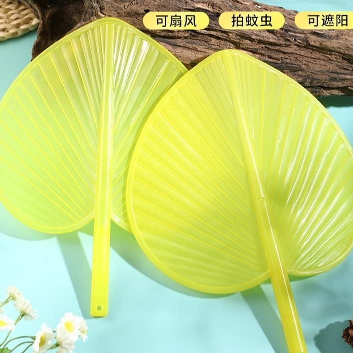 Ready stock round fan new plastic hand-held palm leaf fan, enlarged anti-traditional old-style home cooling summer banana leaf fan