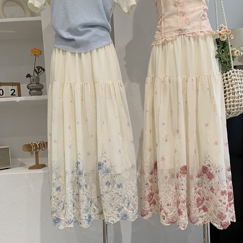 Oumalai Elastic Waist Floral Embroidered Skirt Summer New Slimming Hip-Covering A-Line Flared Skirt Wholesale 7174