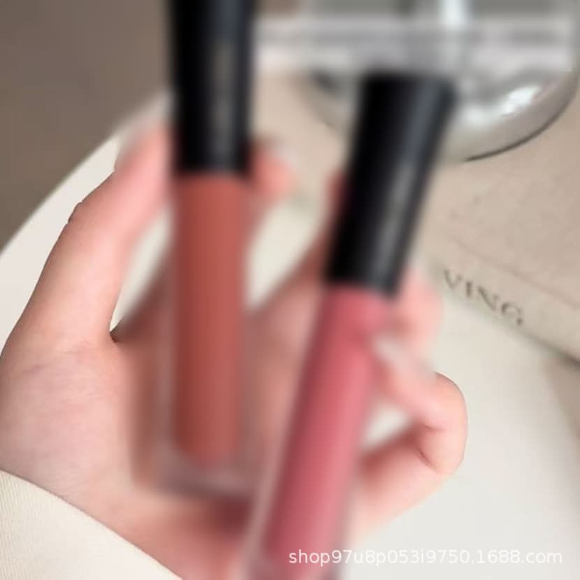 Big Brand Makeup New Product: Pure Radiant Lip Glaze 706, Mirror Lip Gloss 710, Flowing Shine Lip Gloss 702, Lipstick 4.5ml