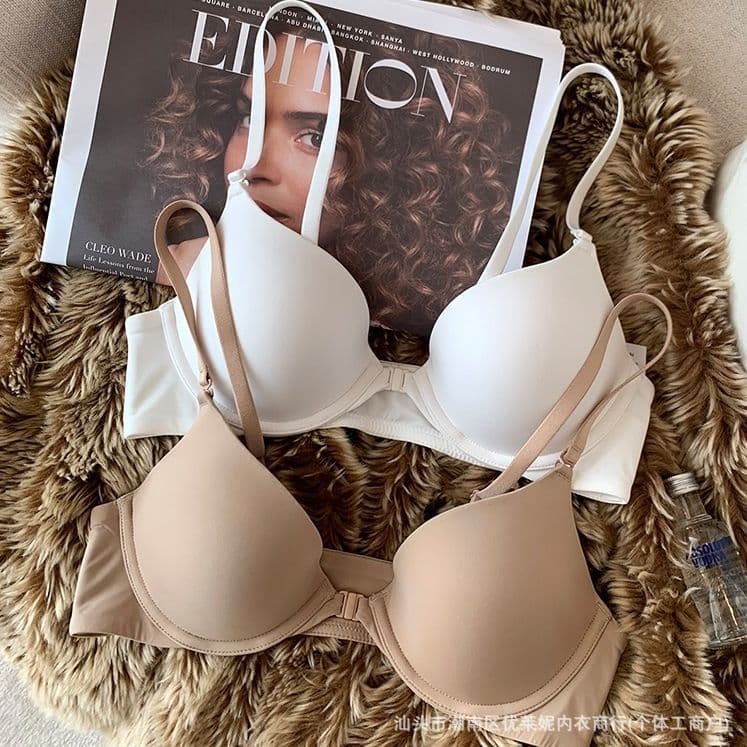 Seamless Bra for Women with Small Breasts, Push-Up Front Closure, Enhances Shape, Underwire for Lift, Minimizes Large Bust, Bra Pads