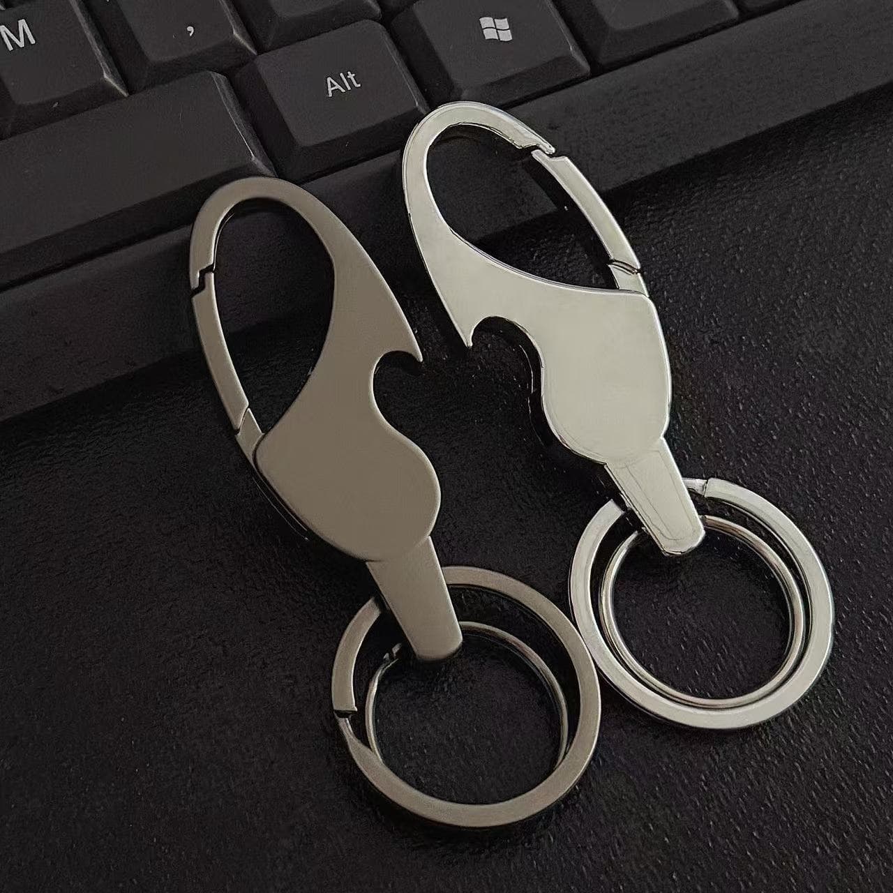 Shark Keychain Pendant for Men Key Ring Car Keychain Accessories Double Ring Waist Clip Creative Business