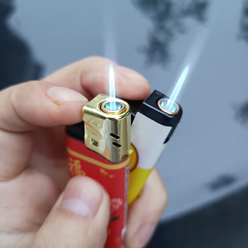 Wholesale Factory Hong Kong Brand Blue Flame Direct Jet Windproof Lighter Blue Flame Explosion-Proof Refillable Plastic Electronic Lighter