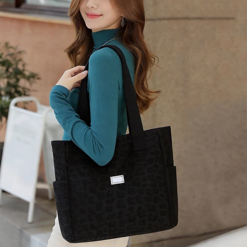 Large Capacity Fashionable Minimalist Leopard Print Shoulder Bag 2026 New Niche Versatile Commuter Underarm Bag Handbag Tote Bag