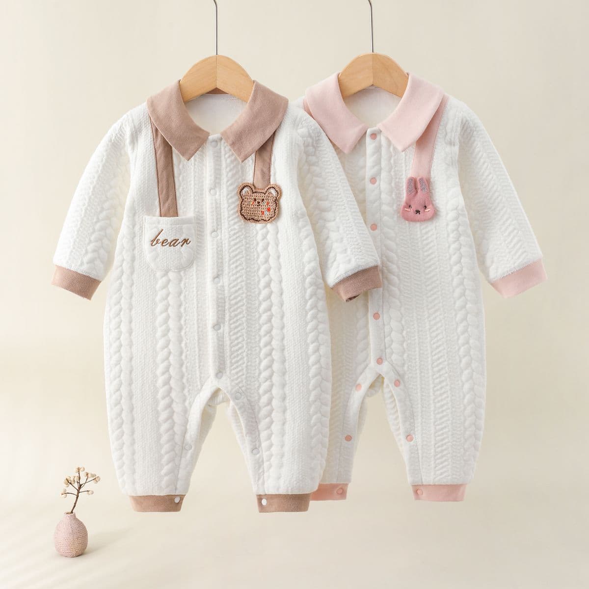 Baby Jumpsuit Category: Autumn and Winter Thin Cotton Outing Clothing for Boys and Girls, Three-Layer Warm Crawling Suit, Quilted Autumn Wear