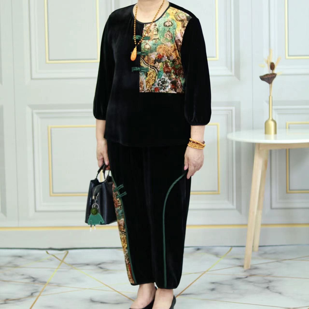Plus Size Velvet Suit for Middle-aged and Elderly Women - Autumn Fashionable Mom Outfit